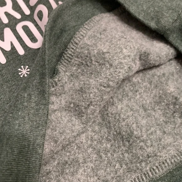 Green Christmas Morning Crew Crewneck 2T Toddler Baby Sweatshirt Pullover - Picture 3 of 4